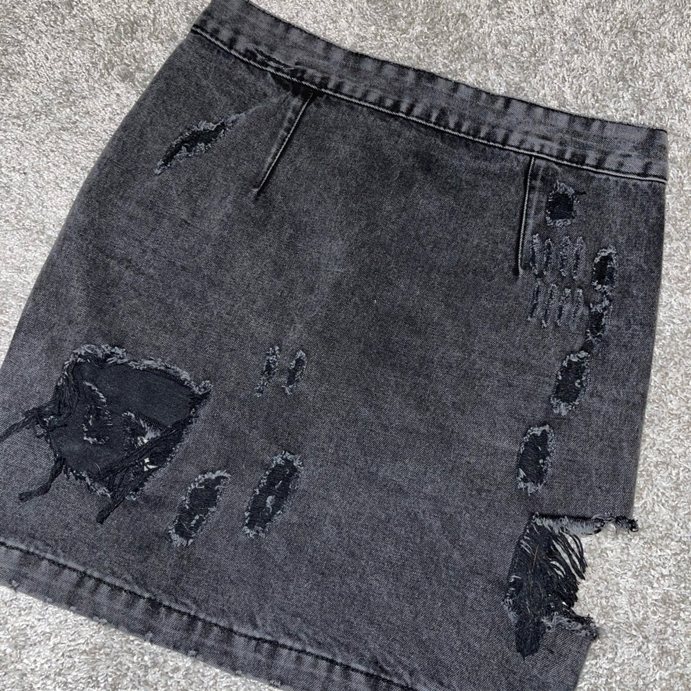 Fashion Nova skirt